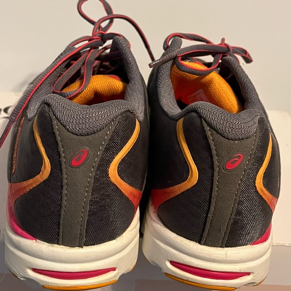 ASICS Running ladies sneakers size 9 - Picture 2 of 13